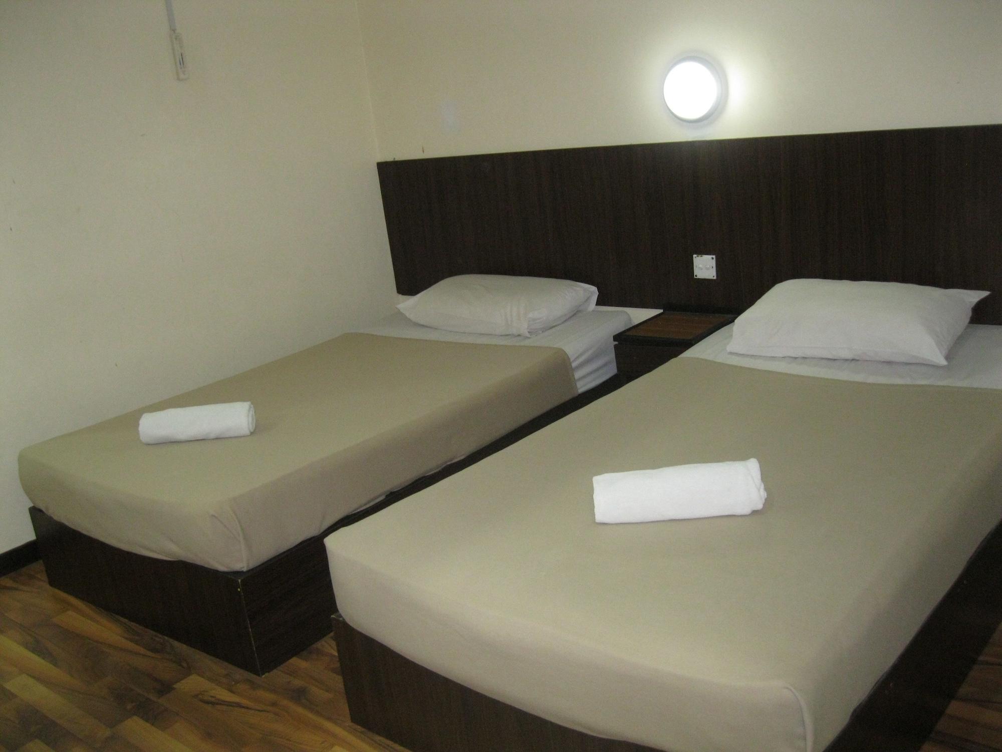 1 Baron Motel Kuah Kültér fotó