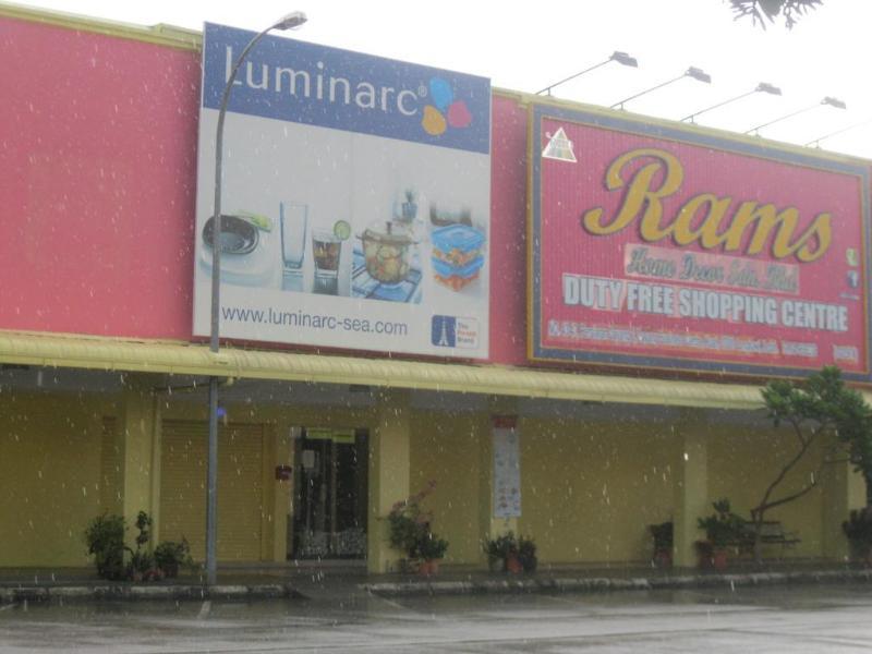 1 Baron Motel Kuah Kültér fotó