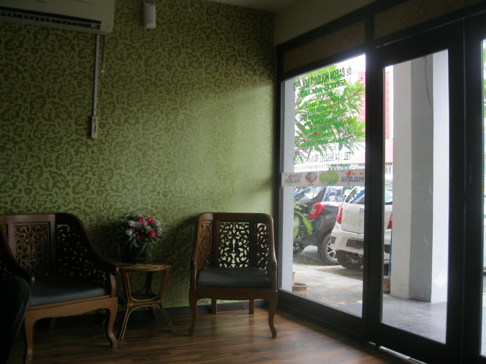 1 Baron Motel Kuah Kültér fotó
